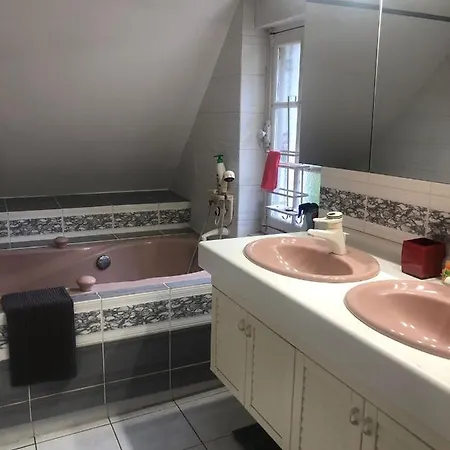 Villa 10-12 Pers Centre 300m De La *