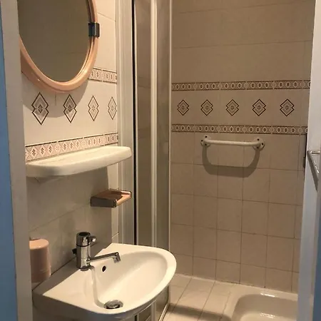 10-12 Pers Centre 300m De La Villa *