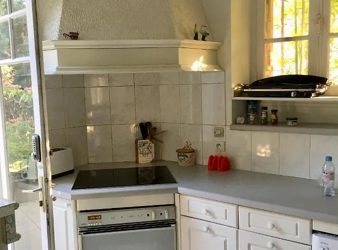 10-12 Pers Centre 300m De La